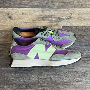 NEW BALANCE 327 | Mens size 10 | Grey Purple and Green